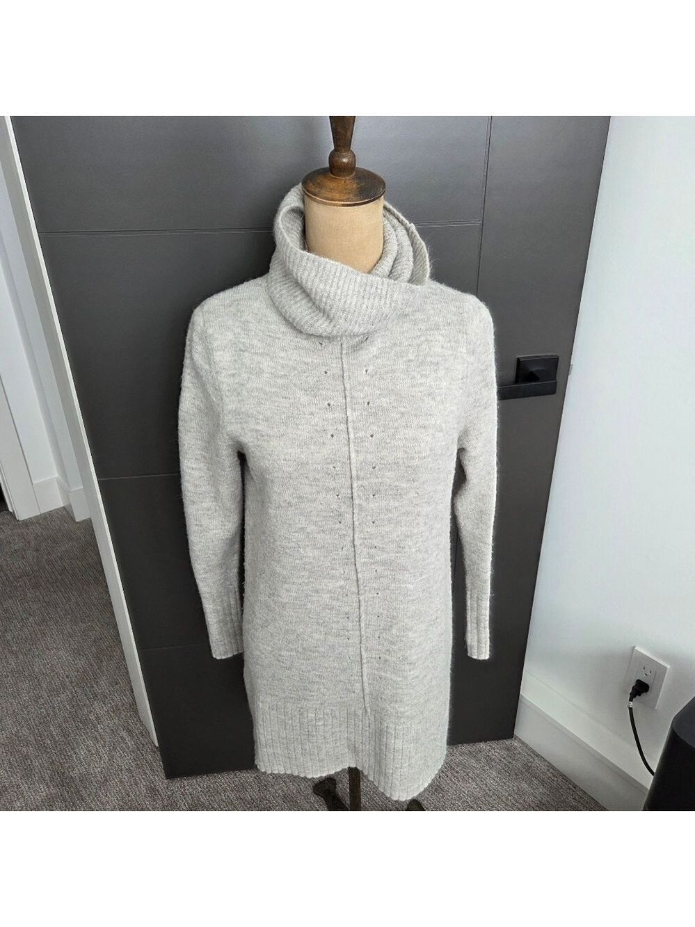 Reitmans Light Gray Cowl Neck Sweater Dress (Long)